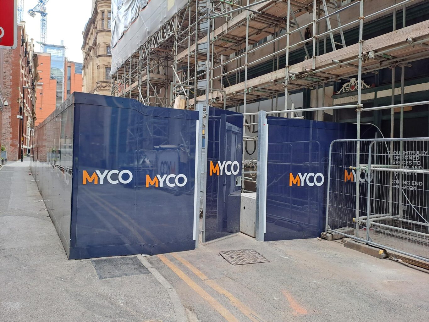 Hoardfence_Myco_020625_01