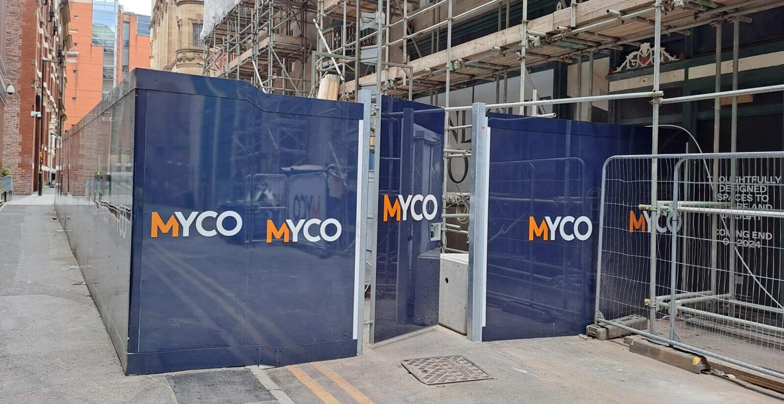 Hoardfence_Myco_020625_01